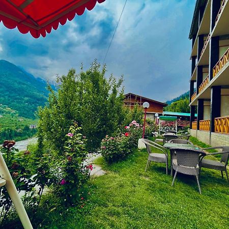 Naina Deventure Resort, Manali - Premium Rooms With Centrally Heated & Scenic View Exterior foto