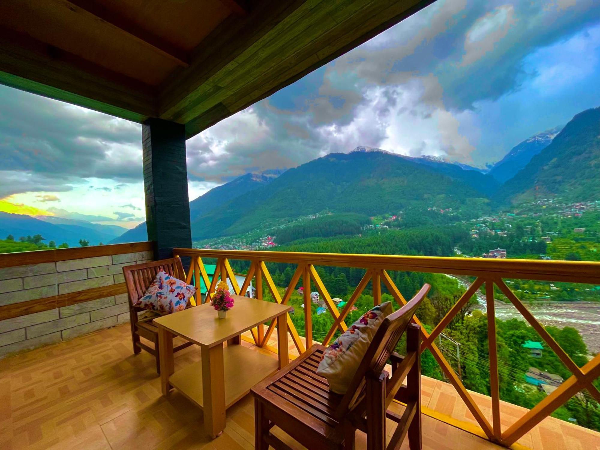 Naina Deventure Resort, Manali - Premium Rooms With Centrally Heated & Scenic View Exterior foto