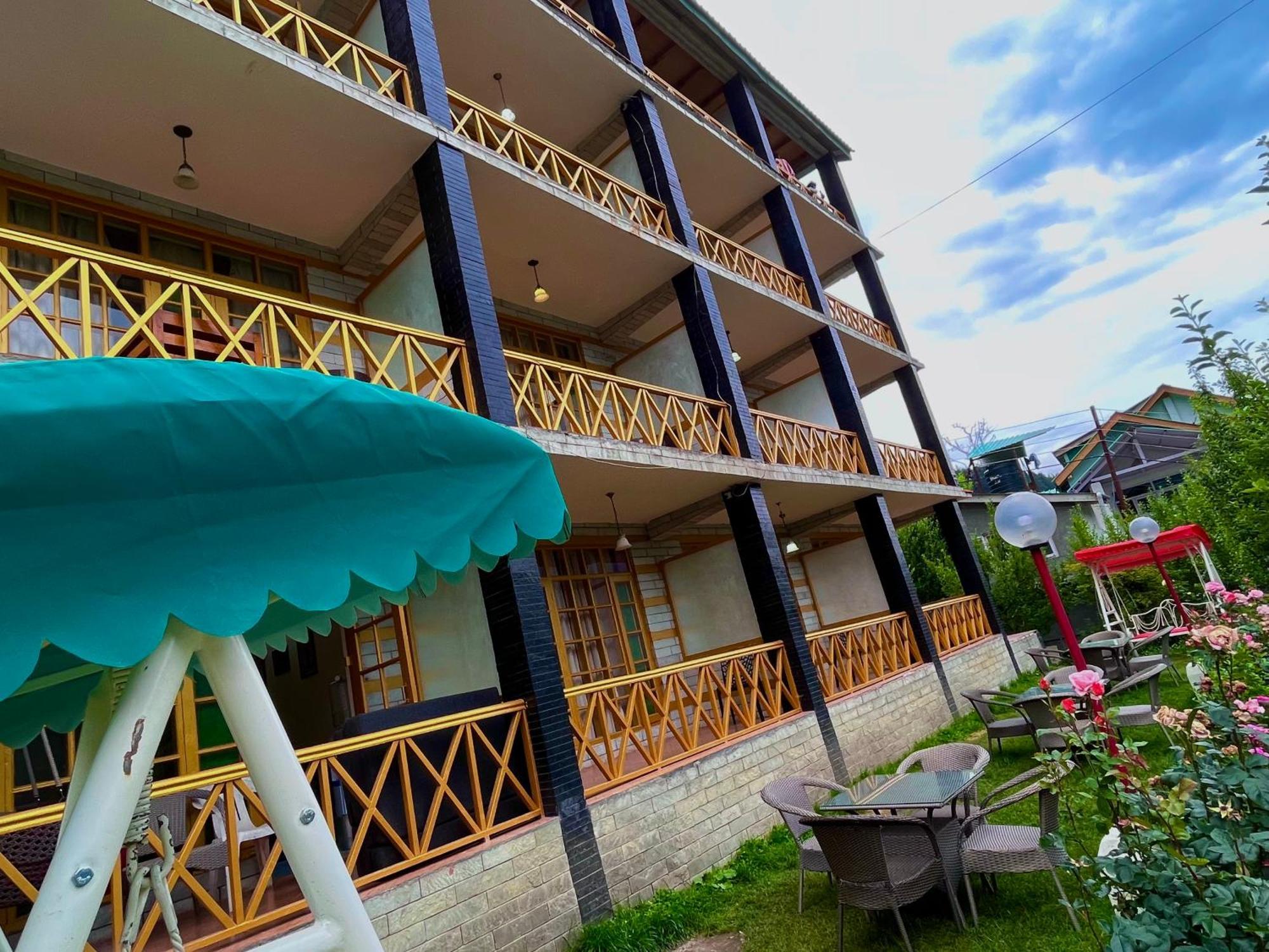 Naina Deventure Resort, Manali - Premium Rooms With Centrally Heated & Scenic View Exterior foto