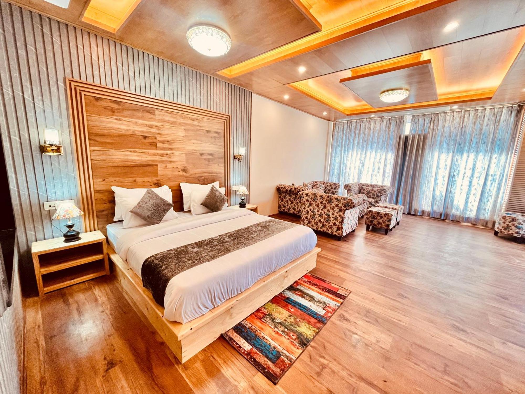 Naina Deventure Resort, Manali - Premium Rooms With Centrally Heated & Scenic View Exterior foto