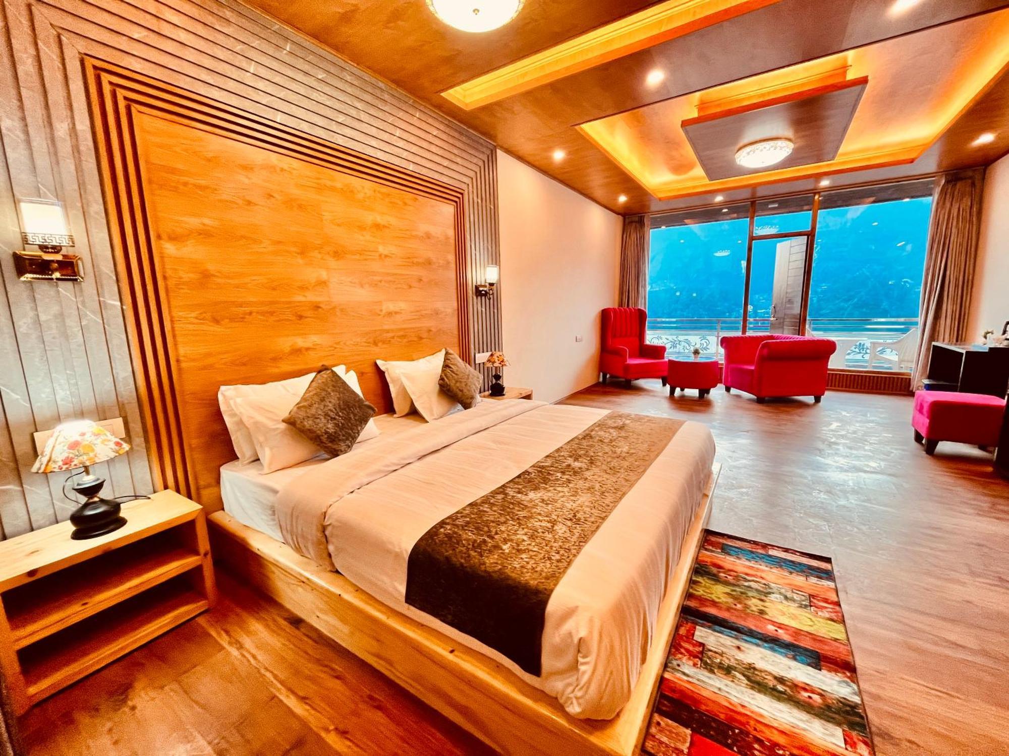 Naina Deventure Resort, Manali - Premium Rooms With Centrally Heated & Scenic View Exterior foto