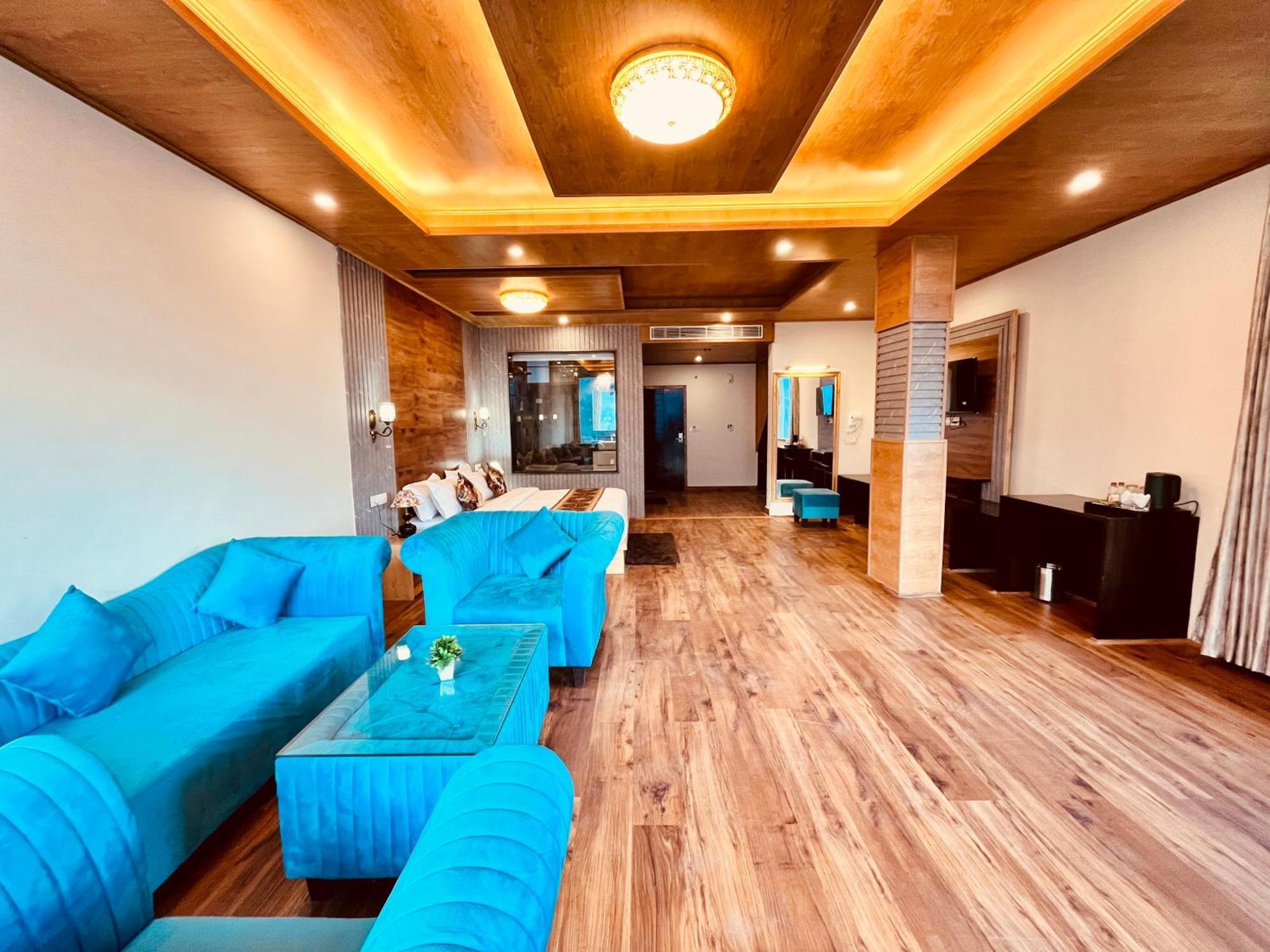 Naina Deventure Resort, Manali - Premium Rooms With Centrally Heated & Scenic View Exterior foto