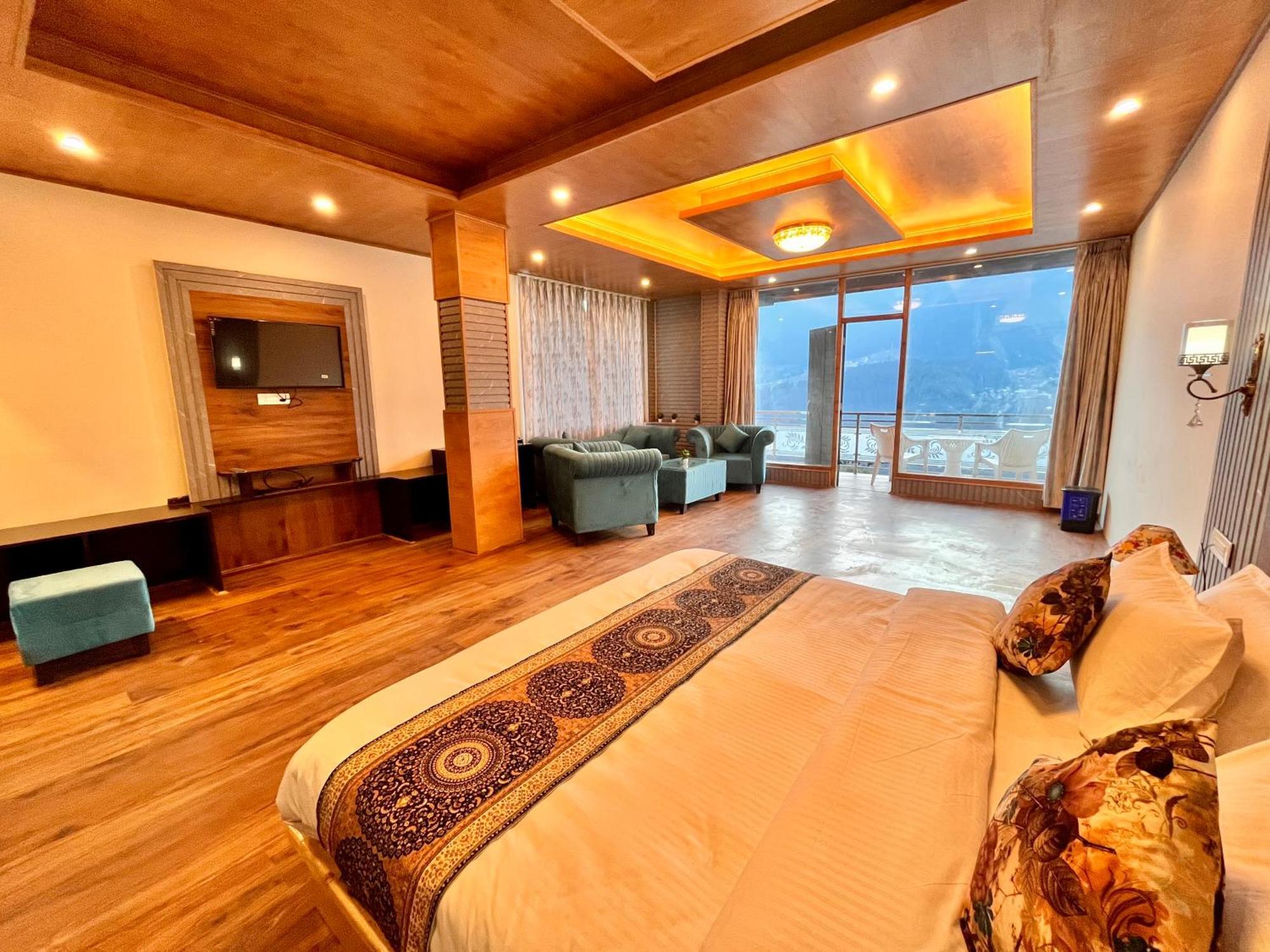 Naina Deventure Resort, Manali - Premium Rooms With Centrally Heated & Scenic View Exterior foto