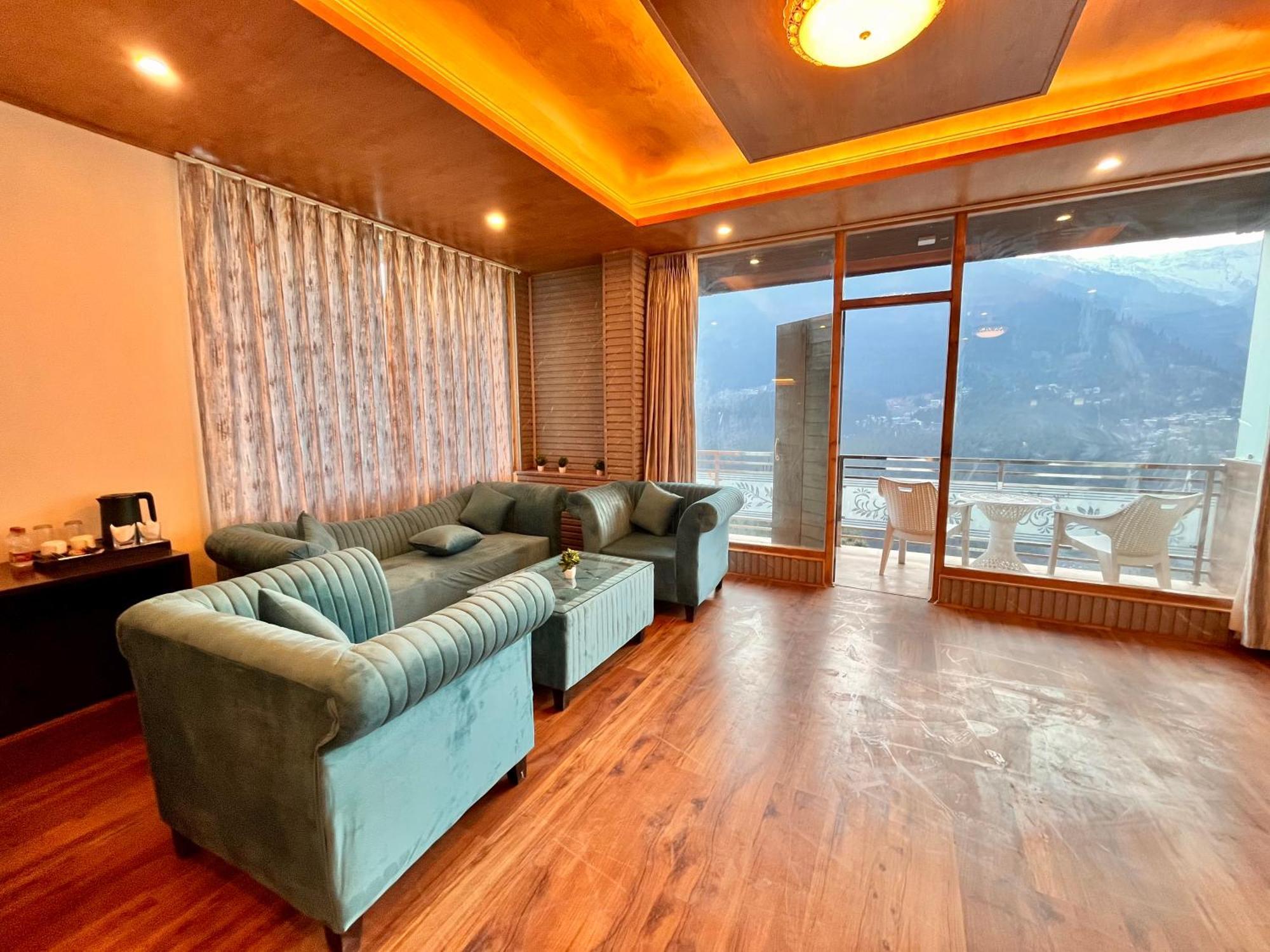 Naina Deventure Resort, Manali - Premium Rooms With Centrally Heated & Scenic View Exterior foto