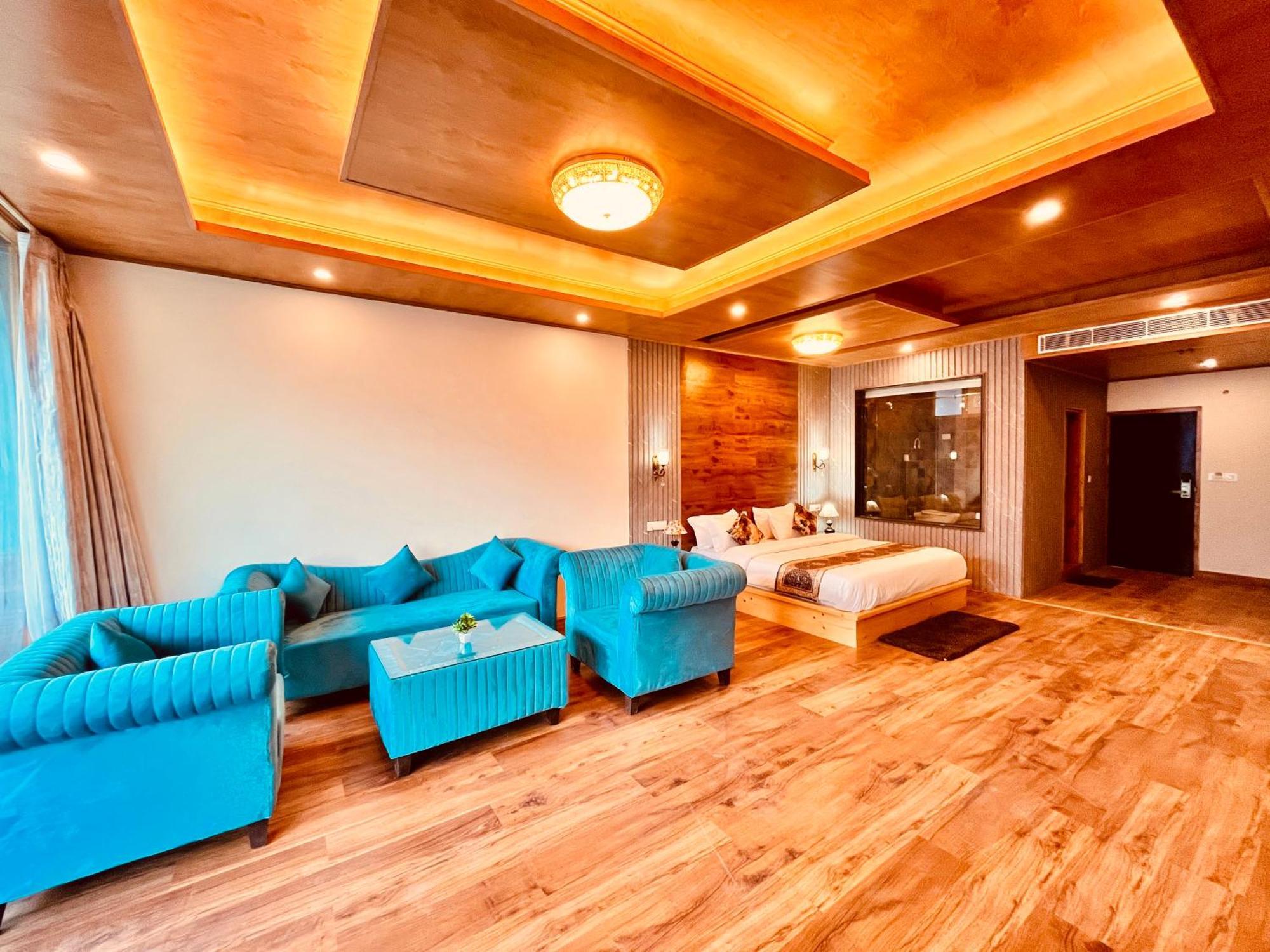 Naina Deventure Resort, Manali - Premium Rooms With Centrally Heated & Scenic View Exterior foto